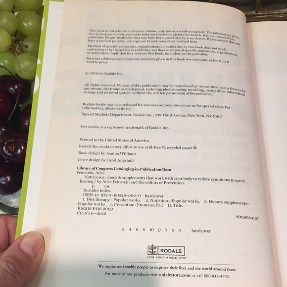 “NUTRI-CURES” FOOD HEALTH BOOK - Picture 3 of 9